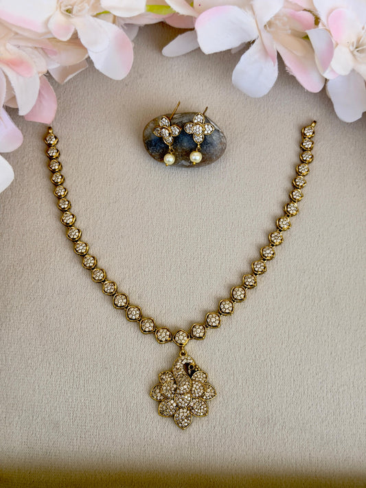 Elegant White And Pink Stone Necklace N007