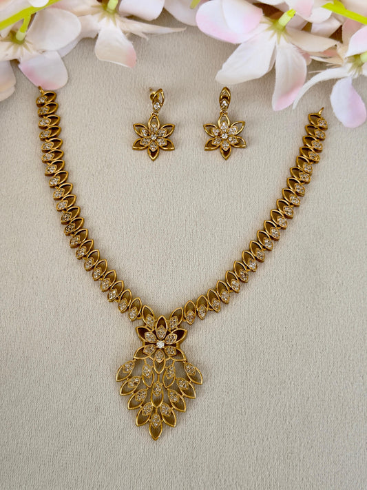 AD Stone Necklace N060
