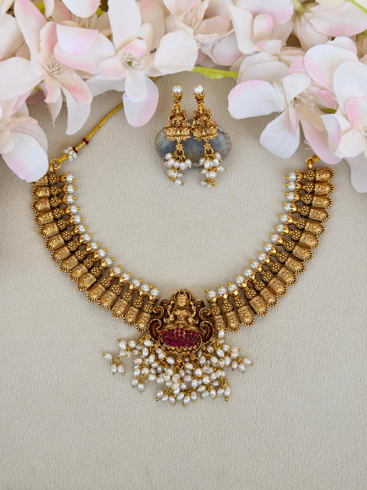 Antique Lakshmi Necklace With Pearl Detailing N037