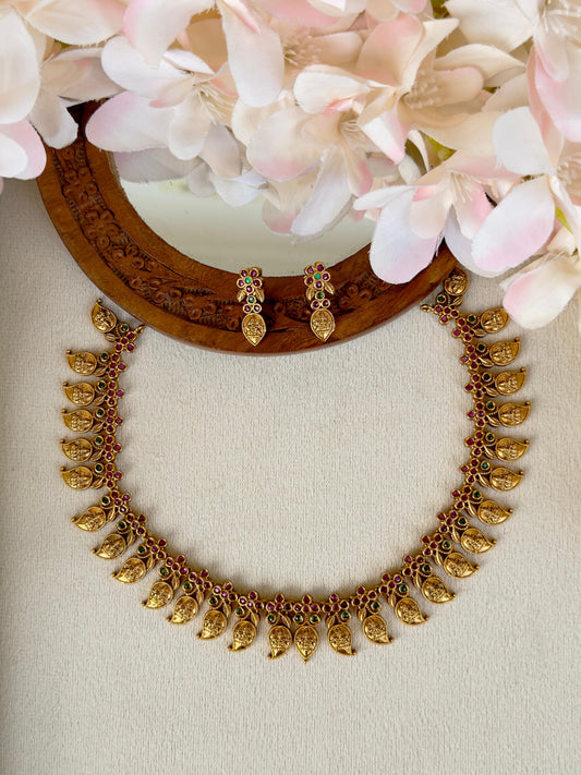 Floral Antique Necklace N002