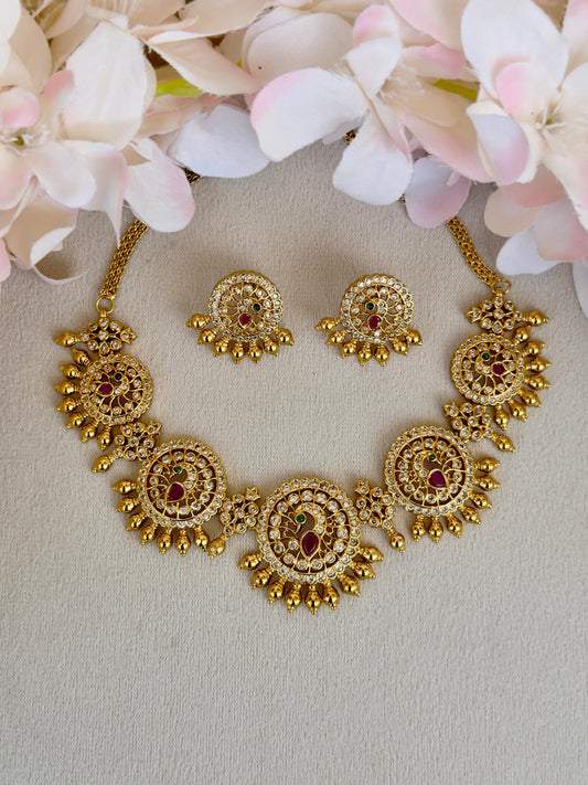 Peacock White Stone Necklace N011
