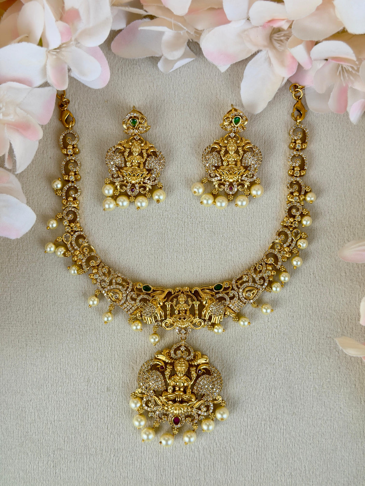 White Stone Nakshi Necklace N049